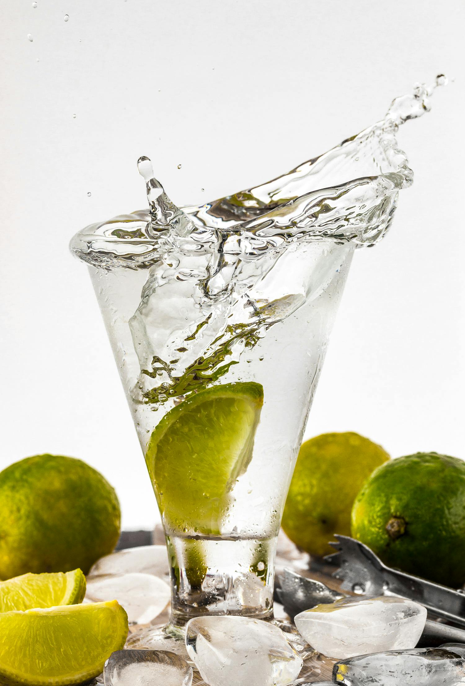 Splashing Iced Lime Drink