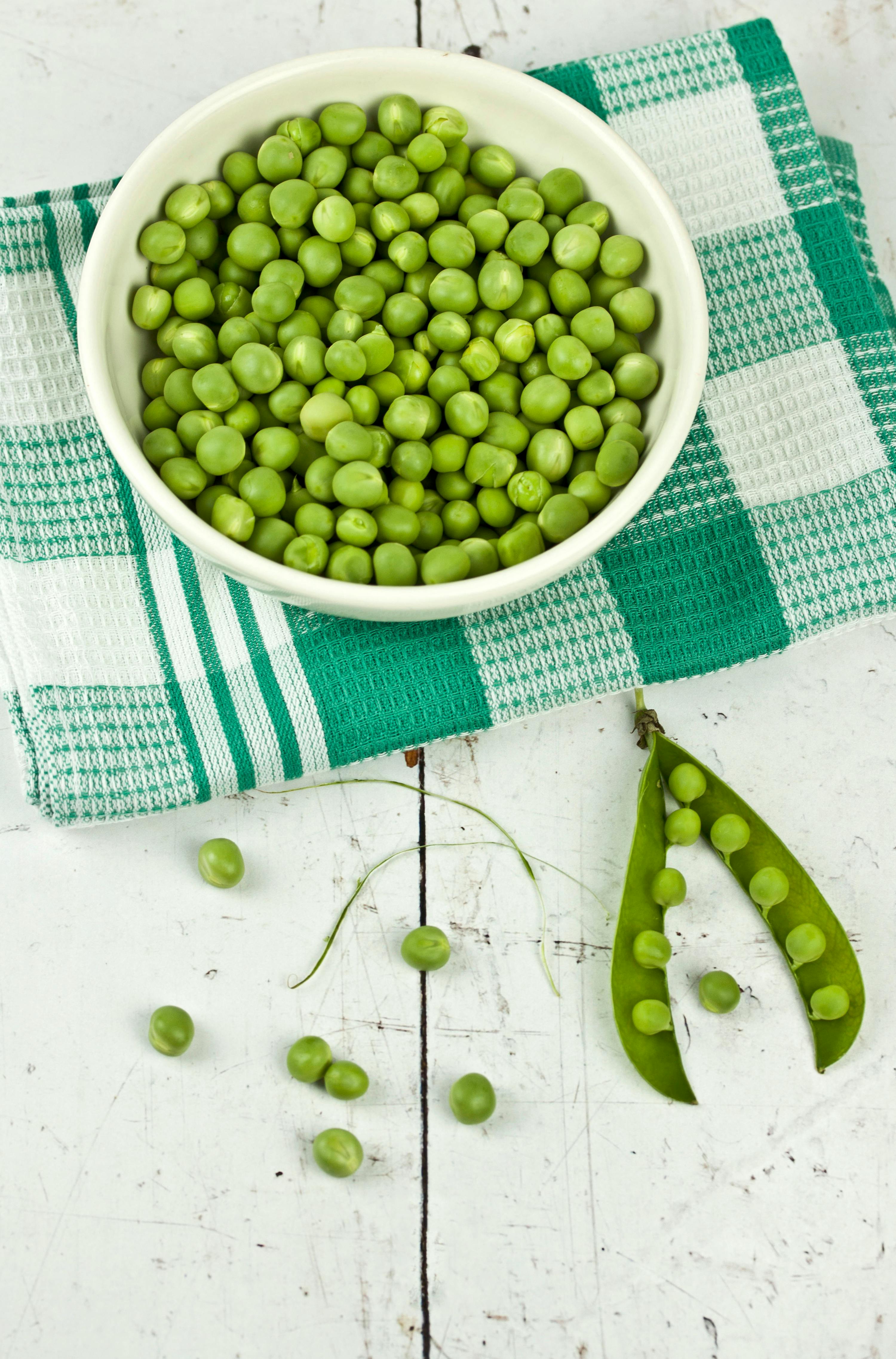 Bowl of Fresh Green Peas — Food