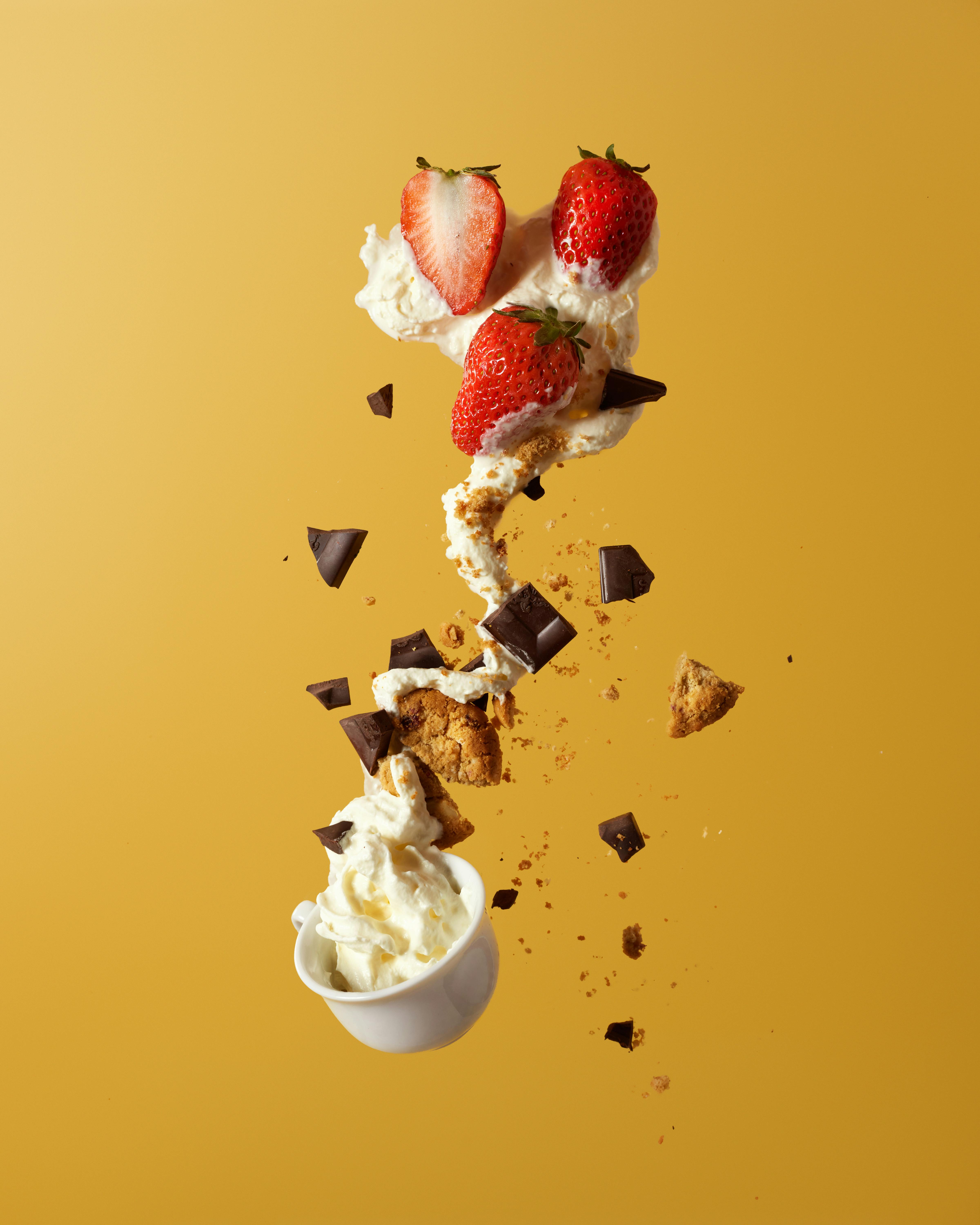 Flying Strawberry Cream Dessert