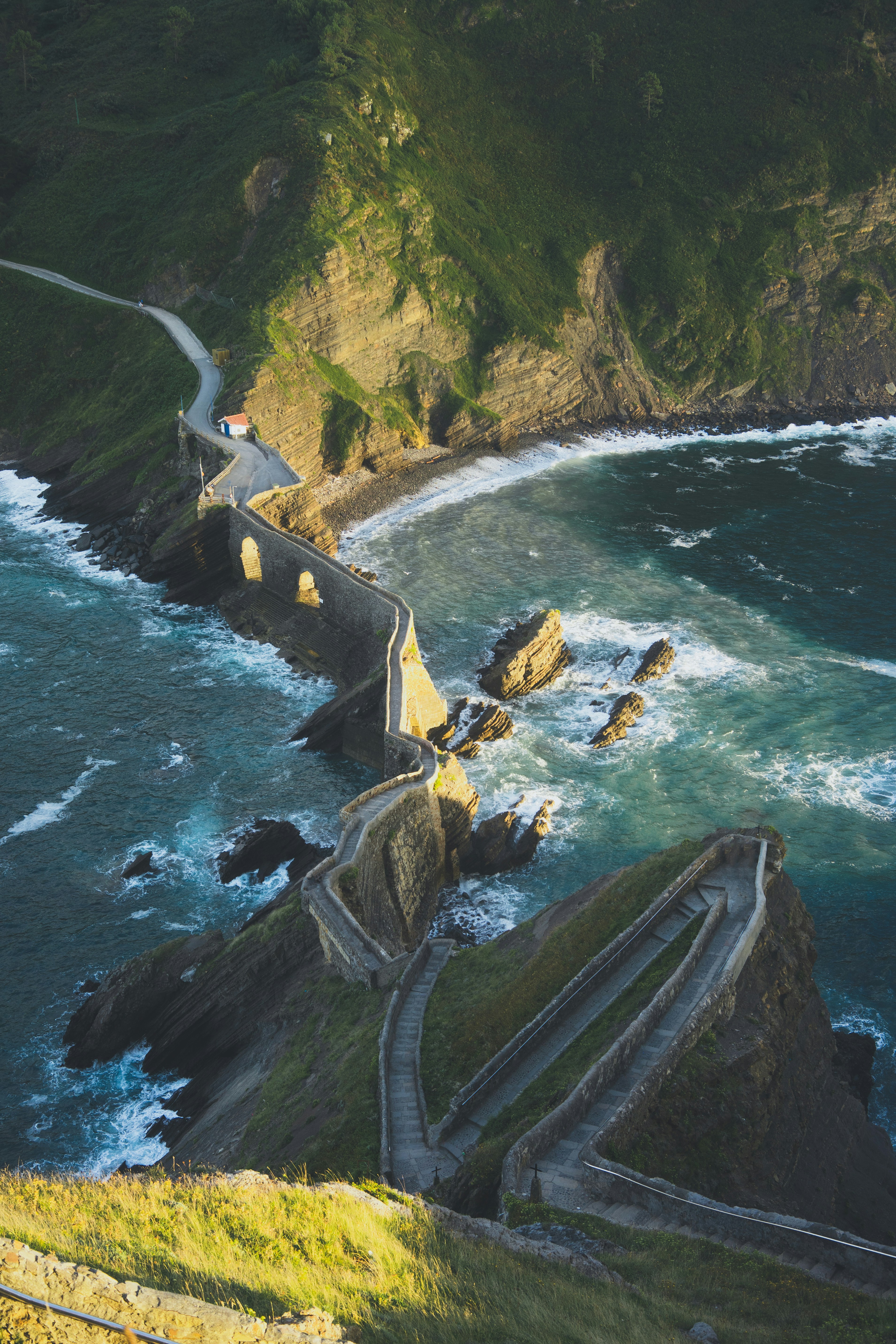 Winding Coastal Cliff Path by the Sea — Backgrounds