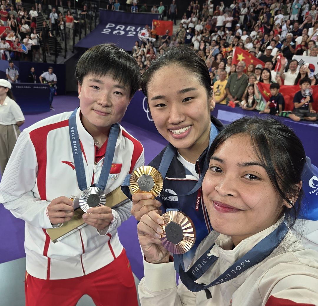 Paris 2024 Olympic Medalists Selfie