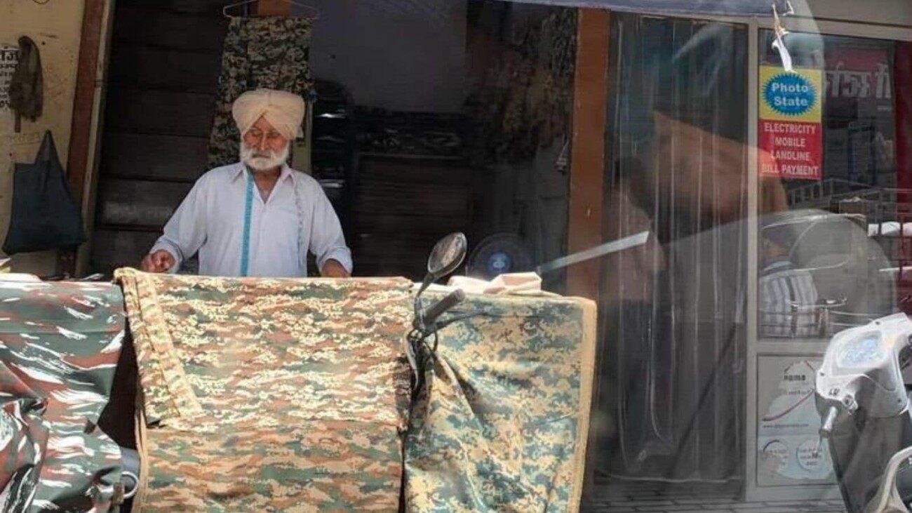 Indian Army, Rajasthan Police Bust Fake Army Uniform Racket; 1,000 Metres Of Combat Cloth Seized