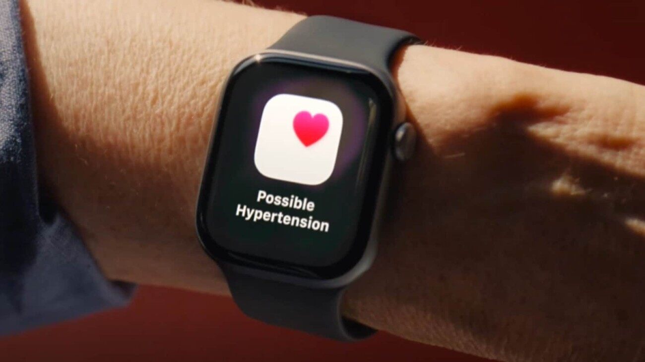 Apple Watch Design May Finally Change: Round Screens, Screenless Bands And More