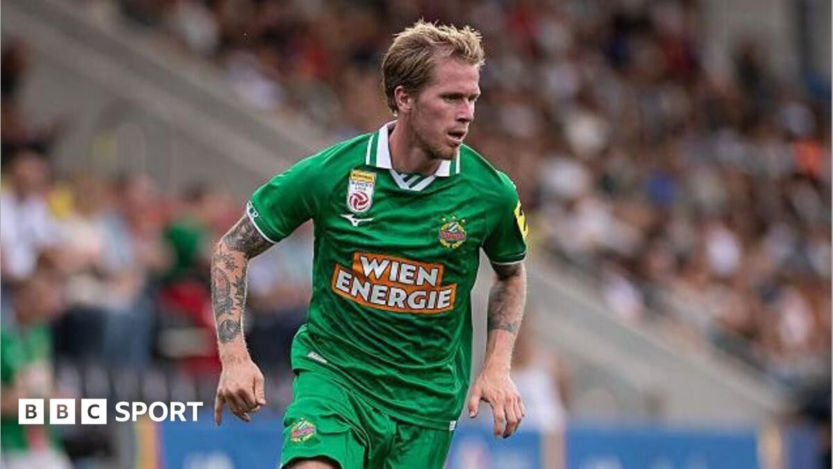Rapid Vienna hit eight before trip to Tynecastle