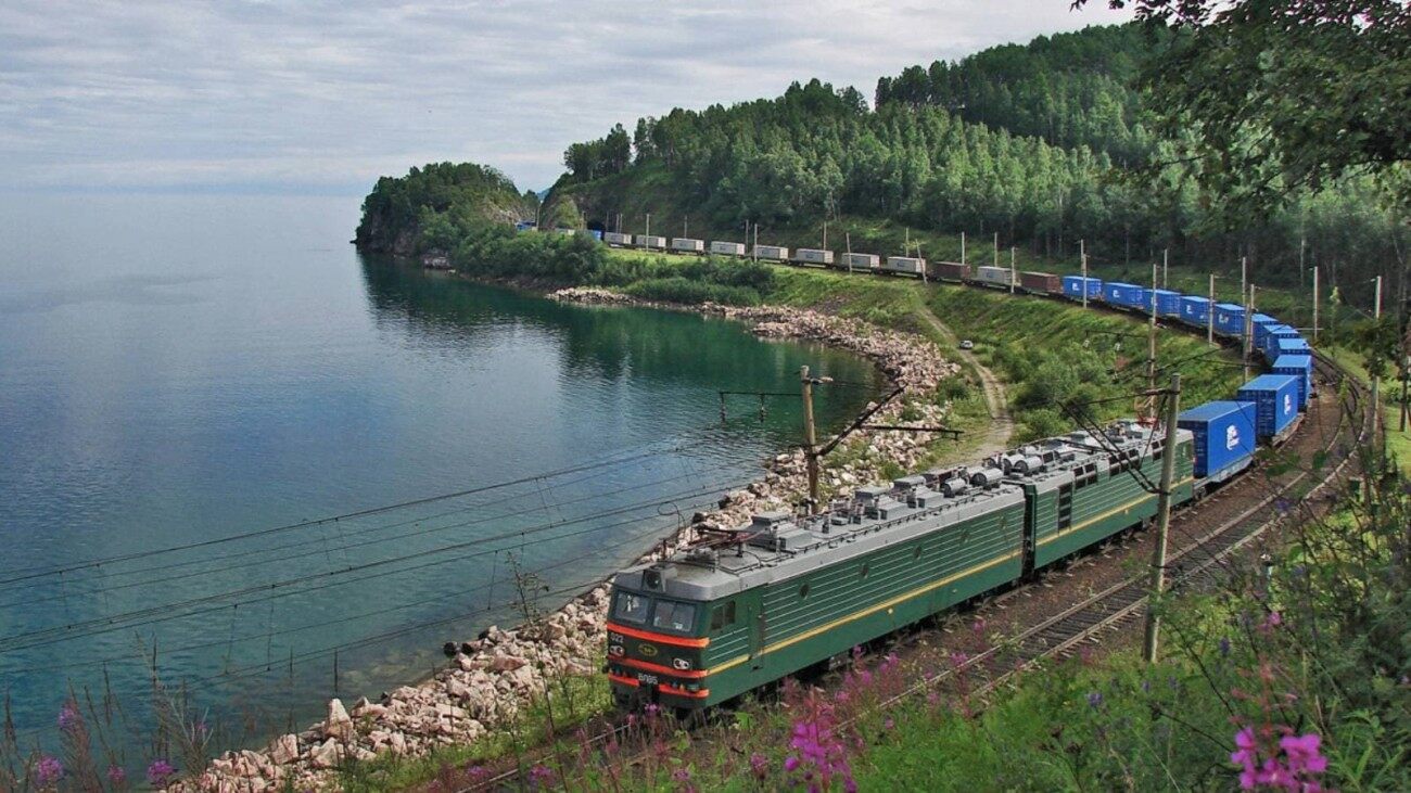 GK: Which Is The World’s Longest Train Route? It Takes Nearly 7 Days And Crosses 8 Time Zones